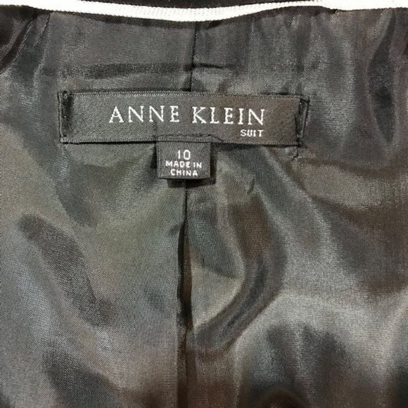 Anne Klein Paris Nights Curved Pleat Pocket Jacket - Picture 11 of 13